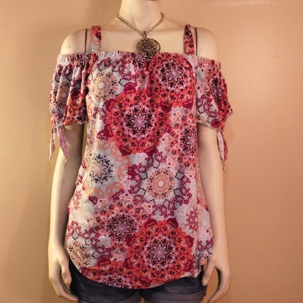 Bobbie Brooks Top